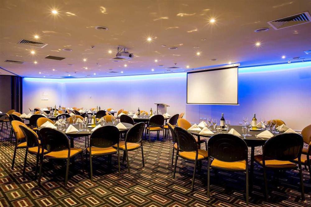 Days Inn By Wyndham Greenfield Facilități foto
